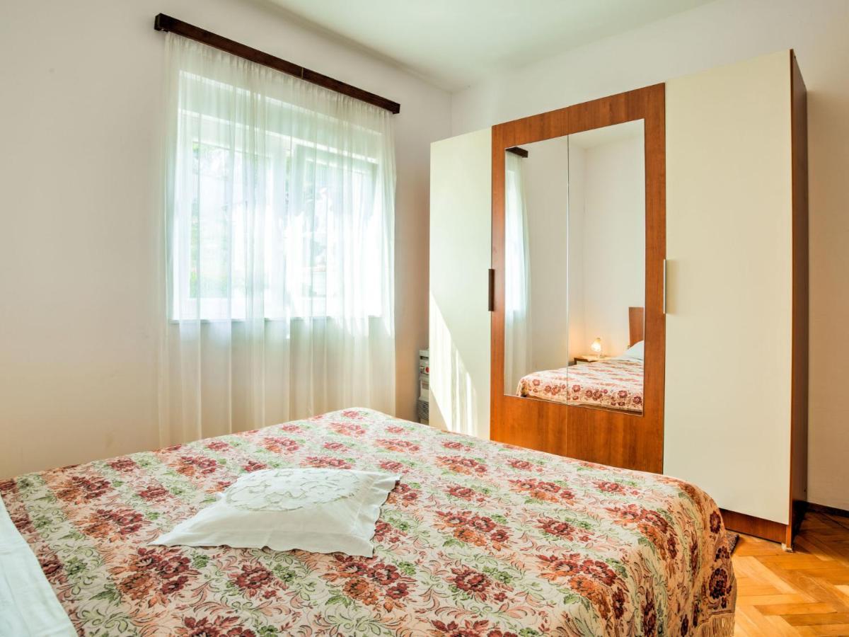 Apartament Josip By Interhome *